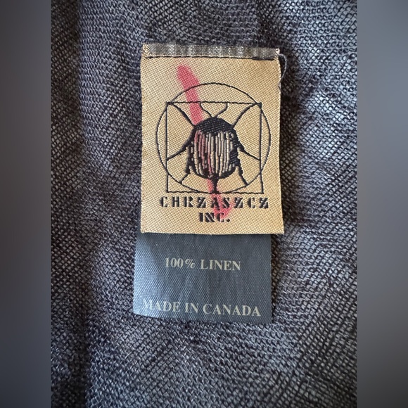 Elegant Black and Red Swirl Women's Sweater - Picture 13 of 14